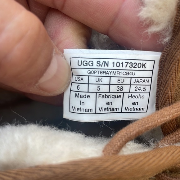 UGG WOMENS NEUMEL CLASSIC BOOTS CHESTNUT WOMENS SIZE 6 - Picture 10 of 11